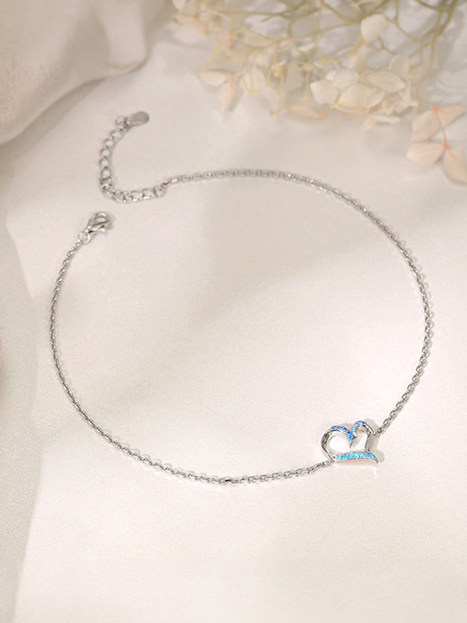 Silver Dewy Heart Anklet
