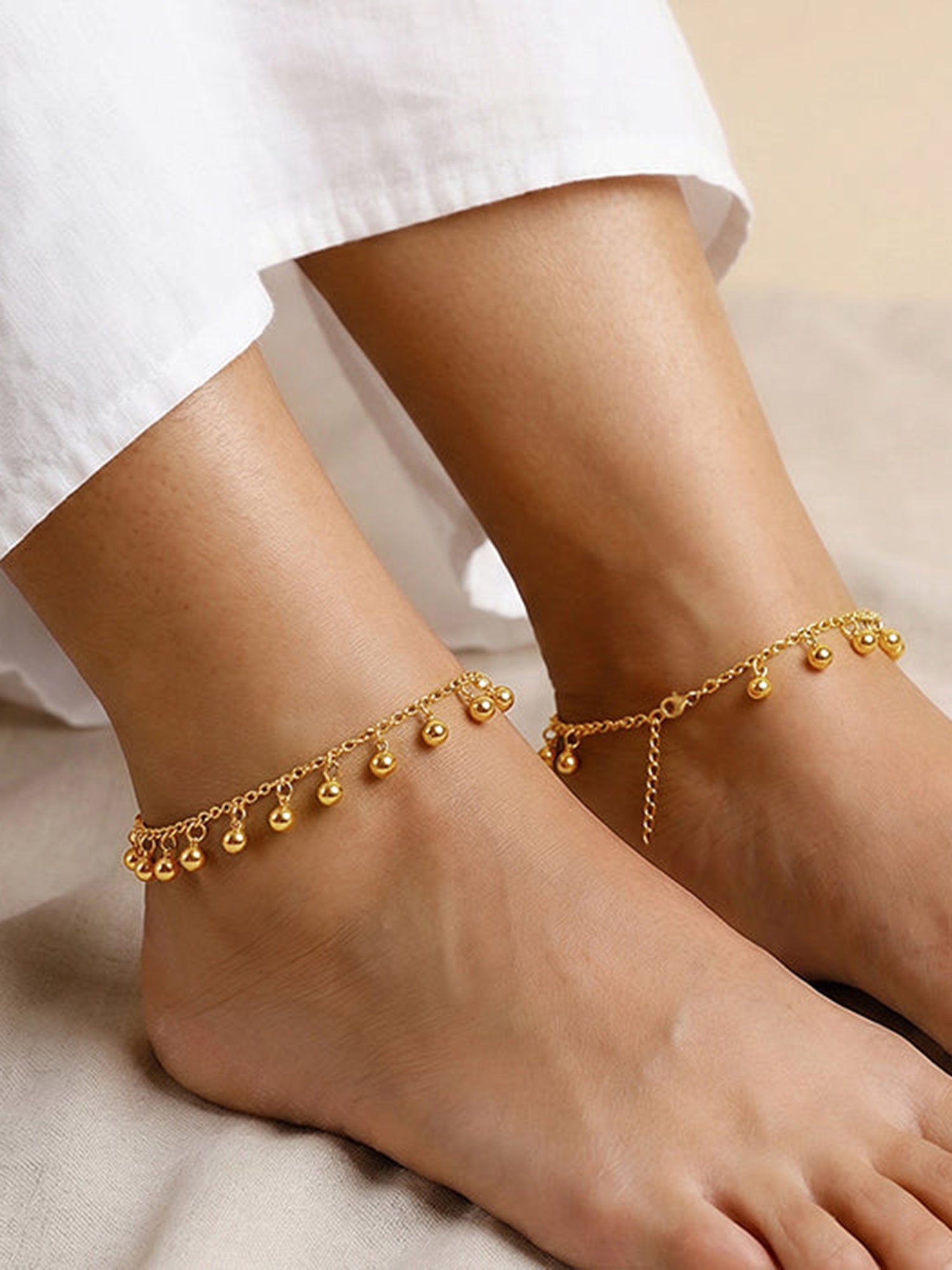 Golden Orb Dot Anklet