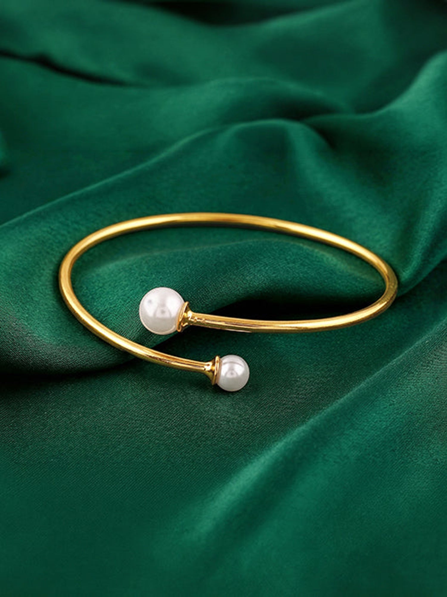 Golden Cobie Pearl Cuff Bracelet