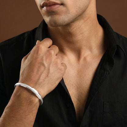 Silver Tejvik Kada For Him (Size 6.77)