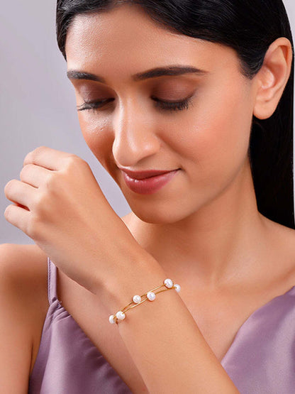 Golden Giselle Pearl Bracelet