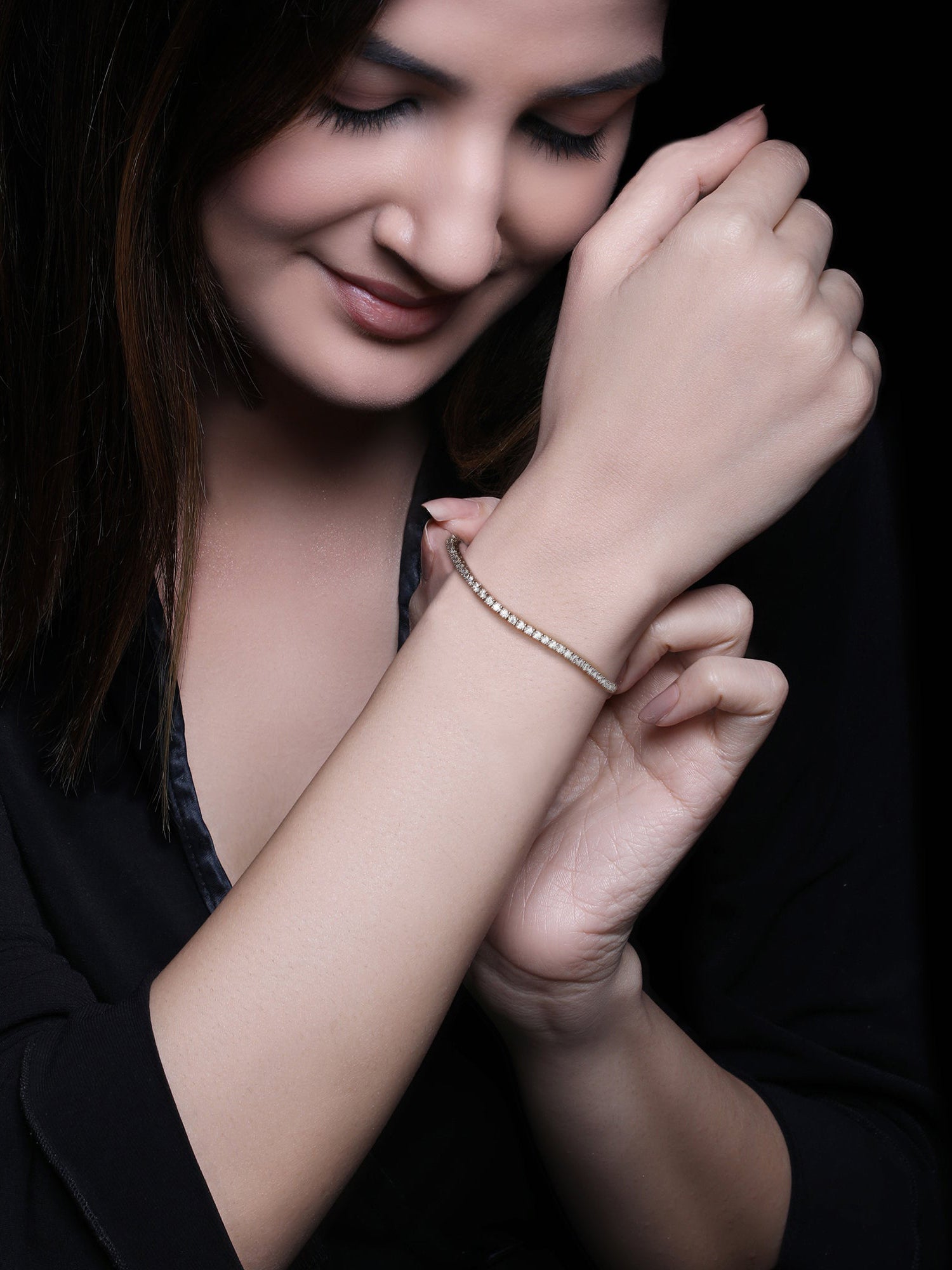 Kriti Sanon Silver Zircon Tennis Bracelet
