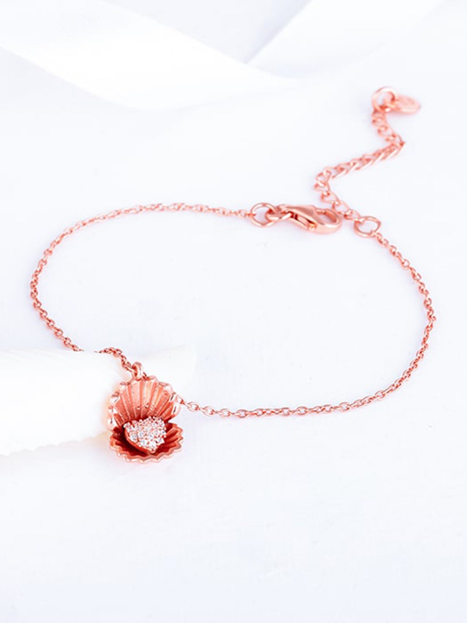 Rose Gold Heart in Seashell Bracelet