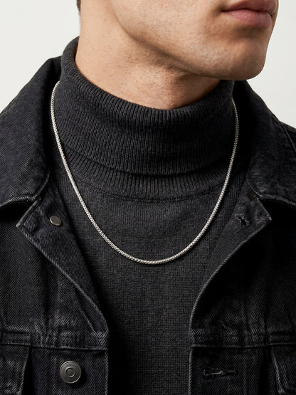 Silver Threaded Thrills Chain for Him