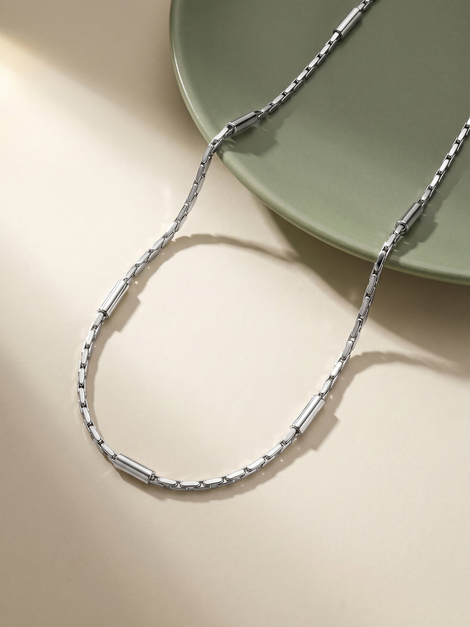 Silver Anchor with Bar Design Chain