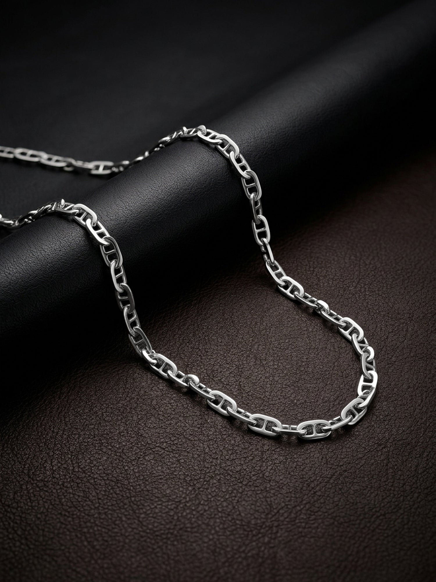 Aditya Roy Kapur Silver Mariner Chain For Him
