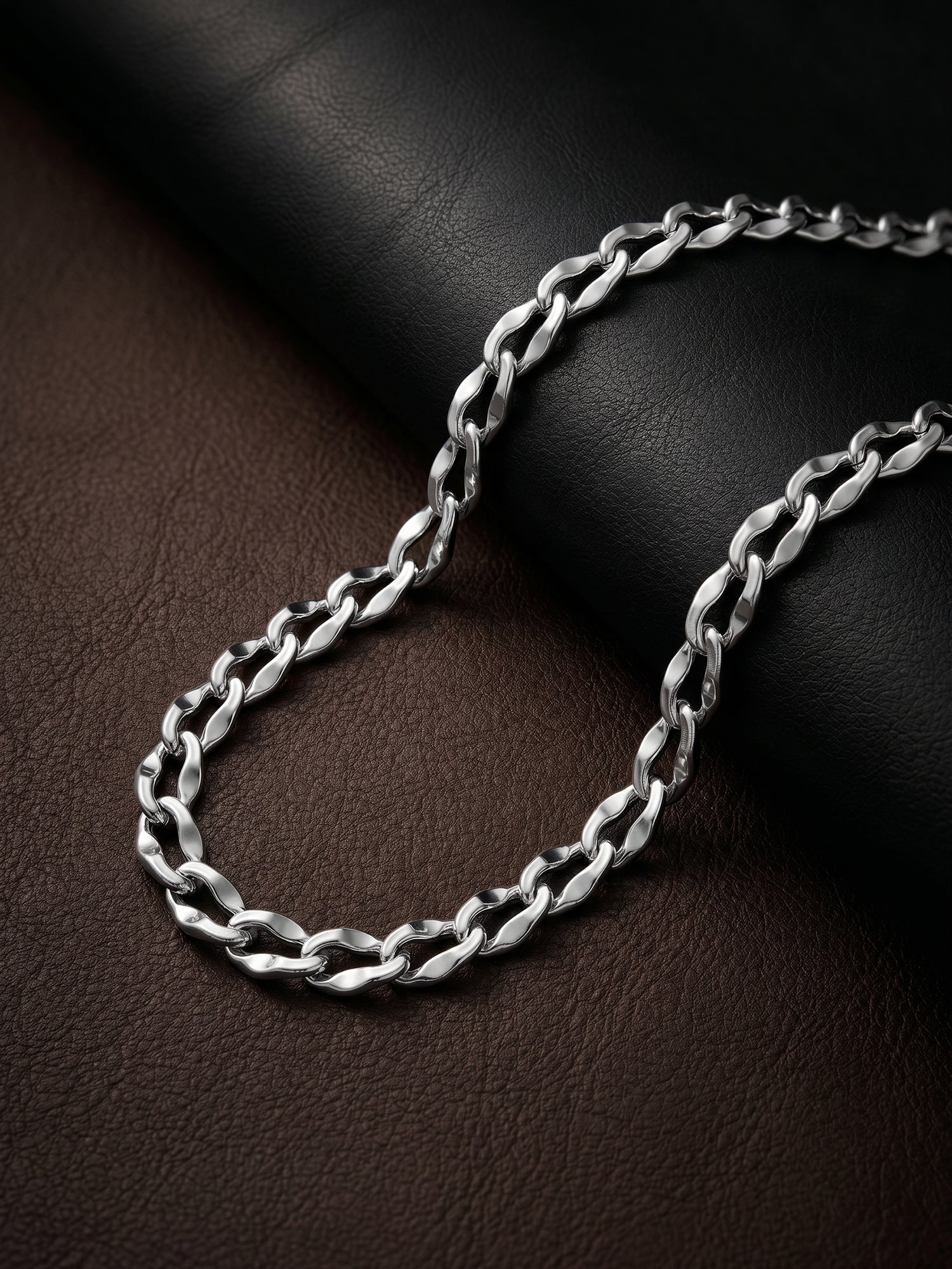 Silver Urban Curb Chain for Him