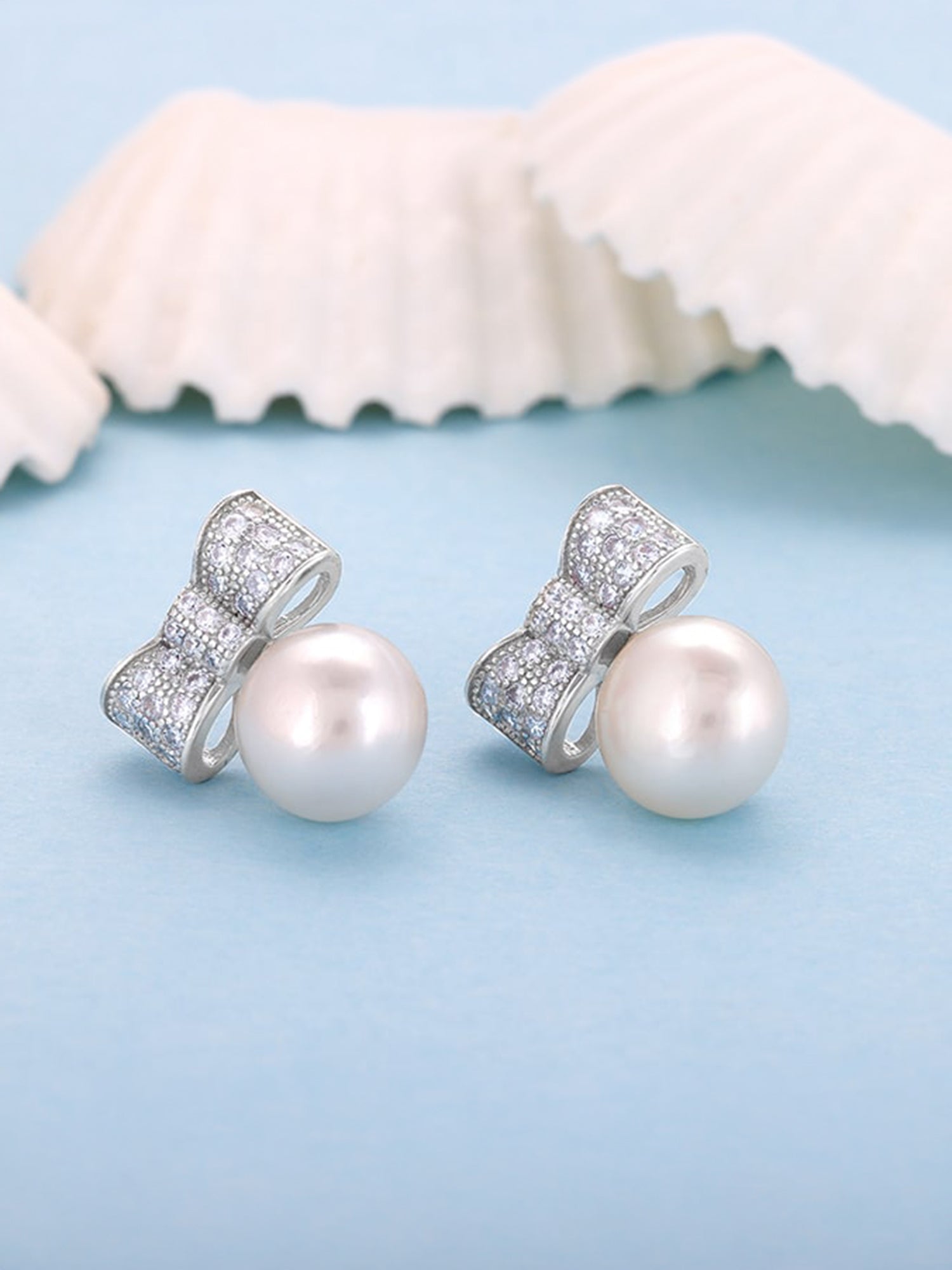 Silver Dreamy Pearls Earrings