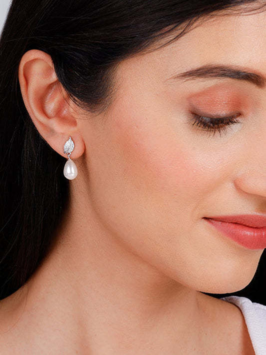 Silver Classic Pearl Earrings