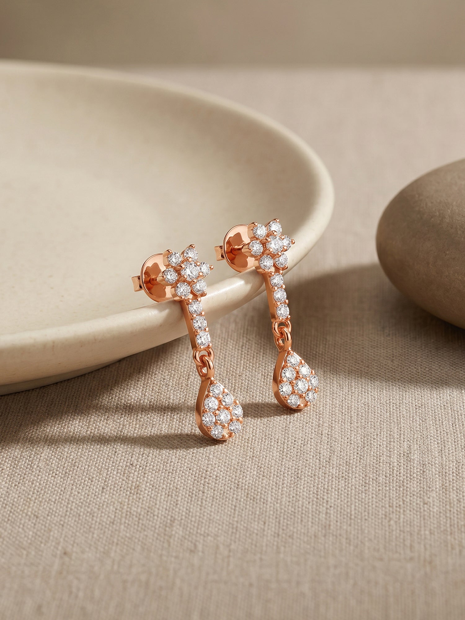 Rose Gold Floral Shine Earrings