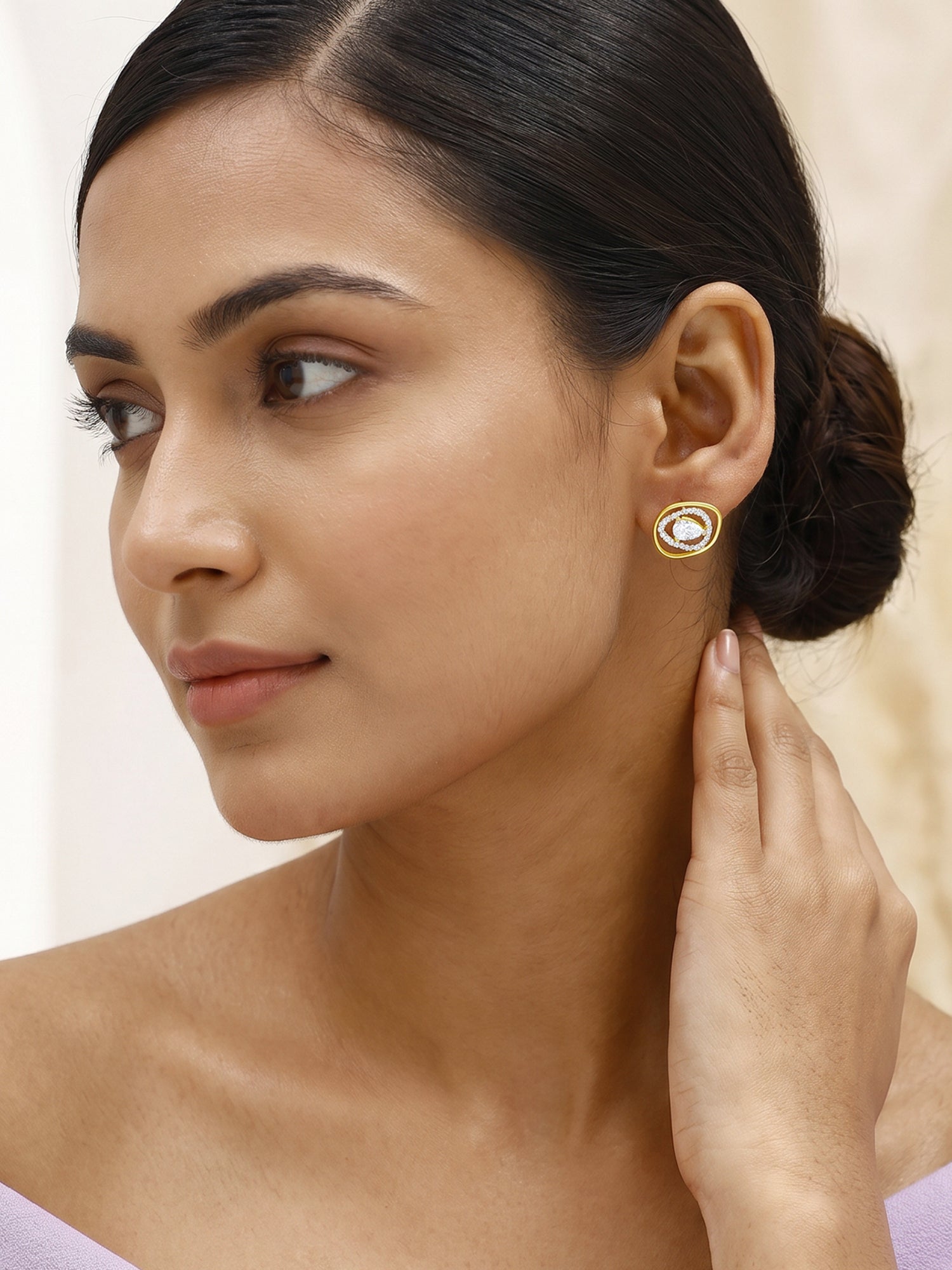 Golden Glittering Earrings