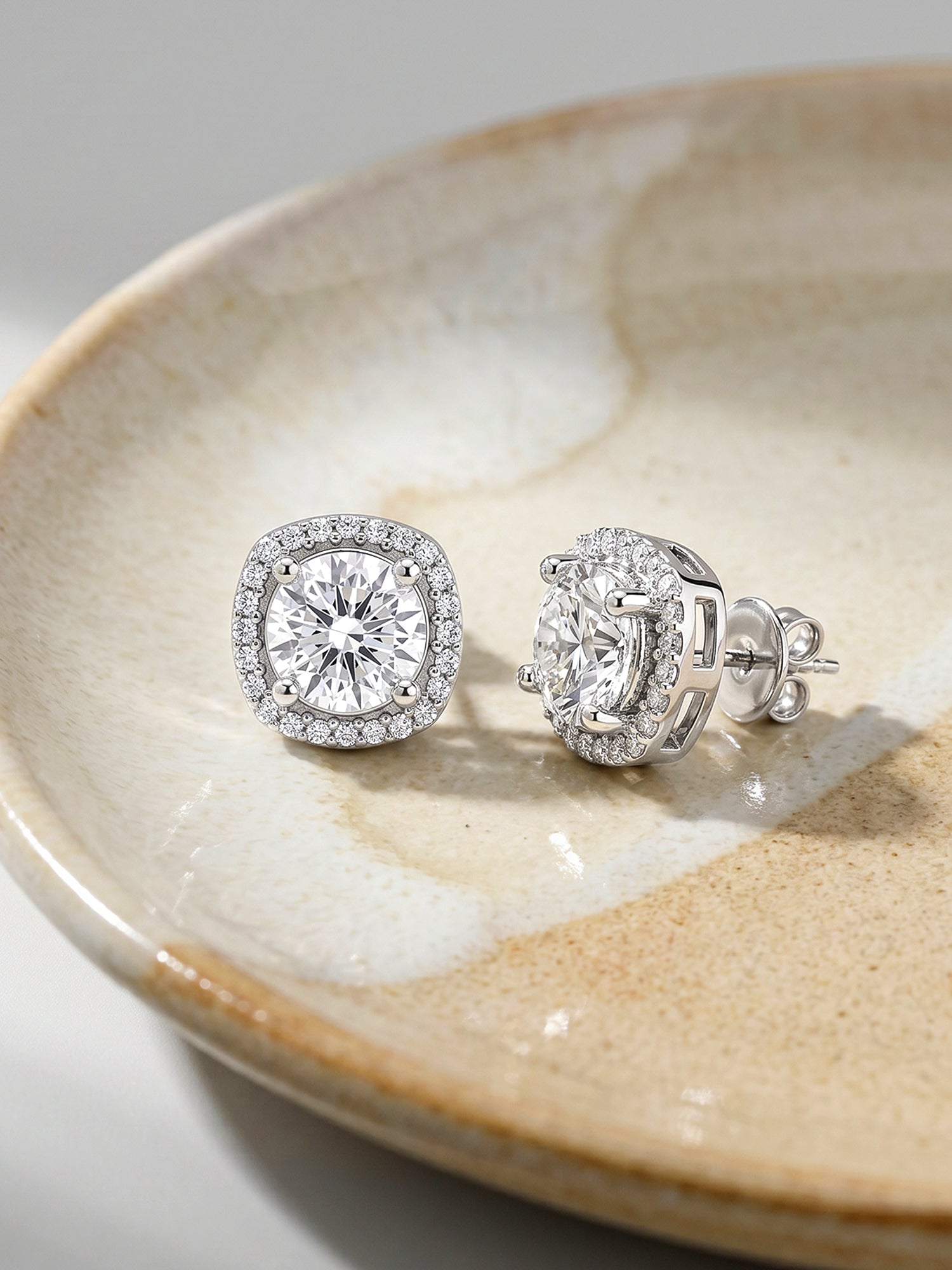 Silver Memorable Zircon Earrings