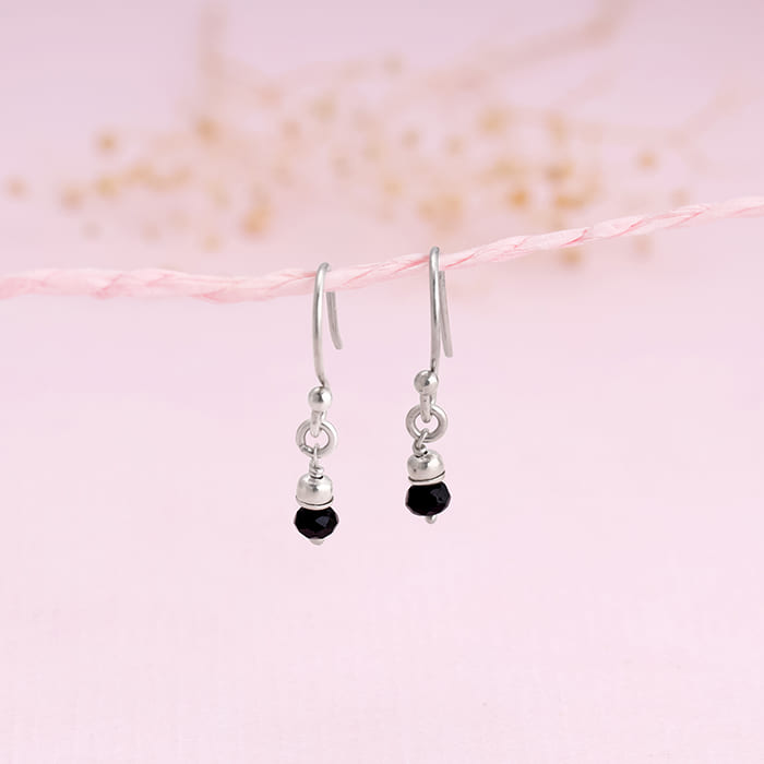 Send Ritzy Black Drop Earrings Gift Online, Rs.480 | Flower Aura