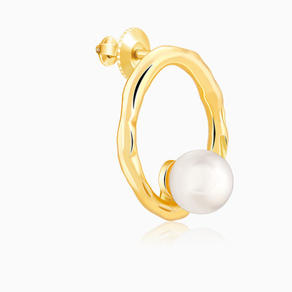 Golden Glimmering Pearl Earrings