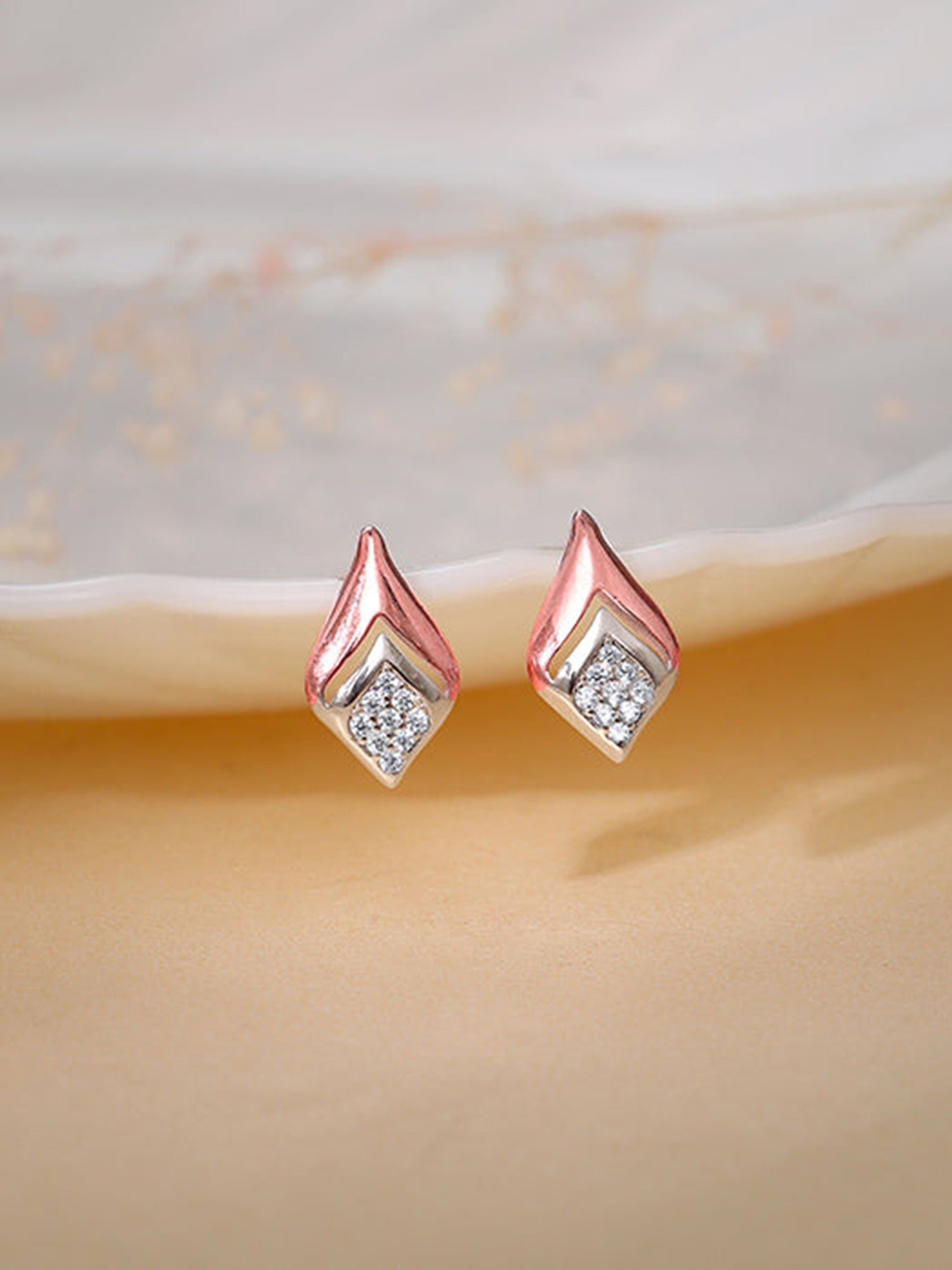 Dual Tone Majestic Rhombus Earrings