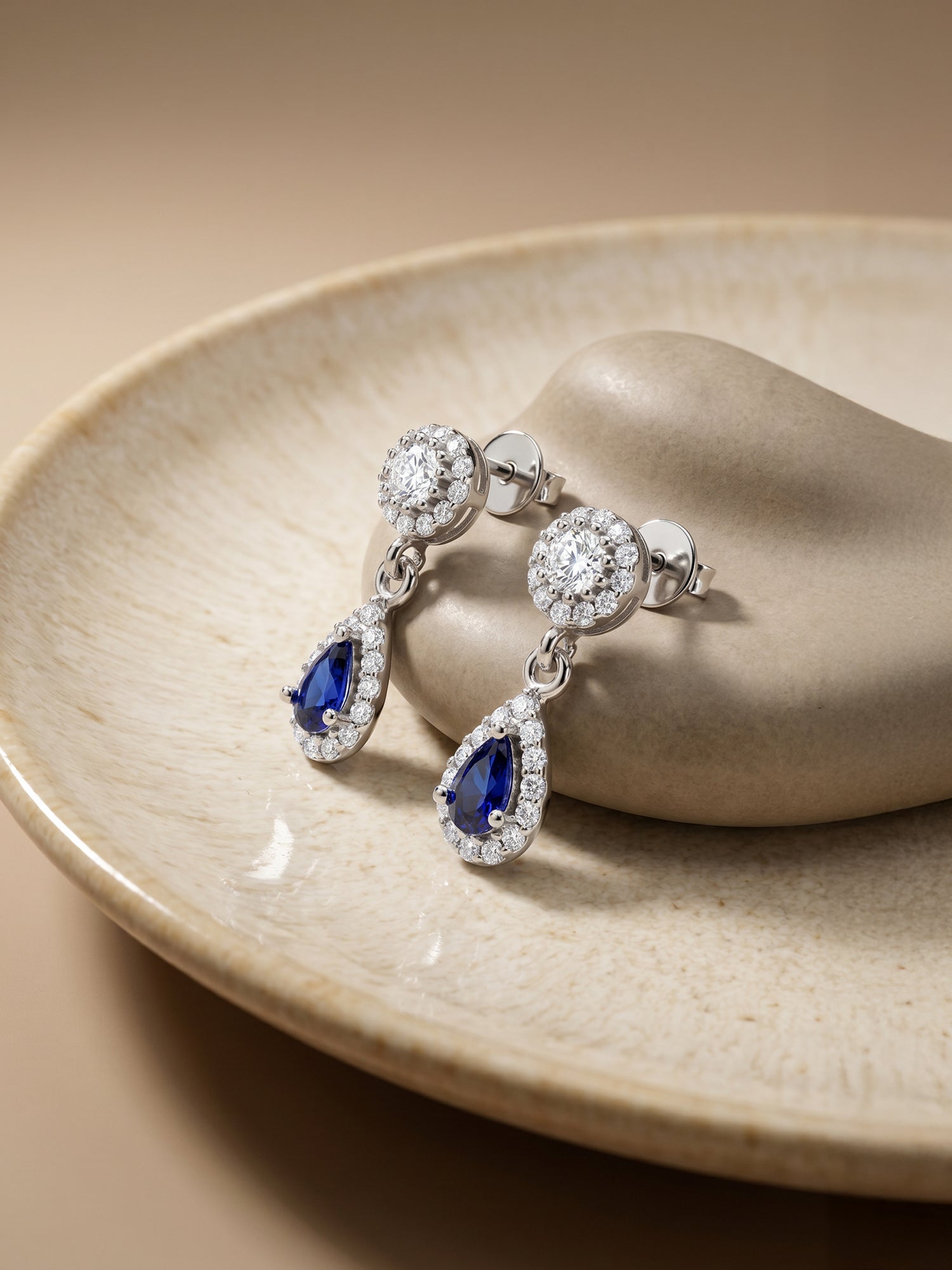 Silver Graceful Adornare Earrings