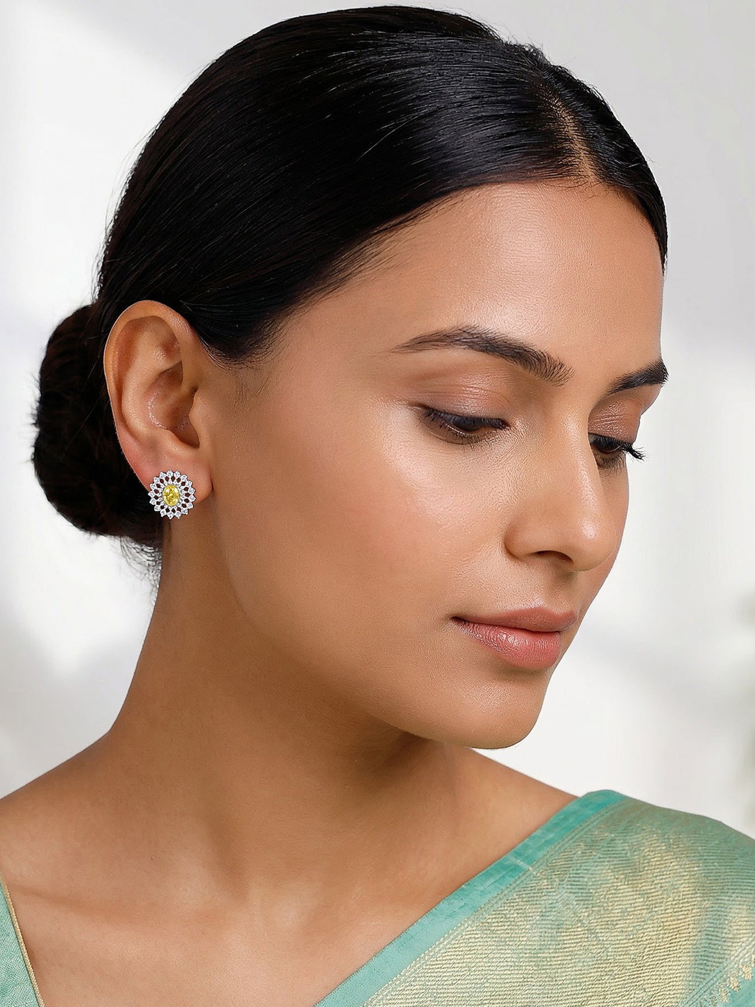Silver Carmenta Earrings