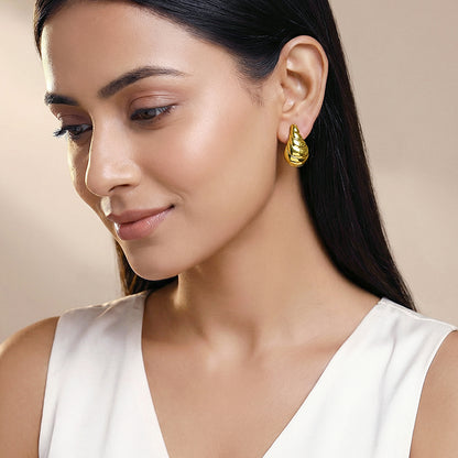 Golden Crossiant Dome Earrings
