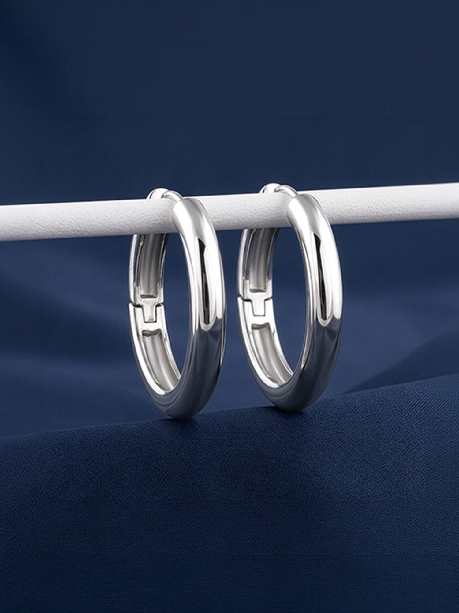 Silver Your Classic Hoop Earrings