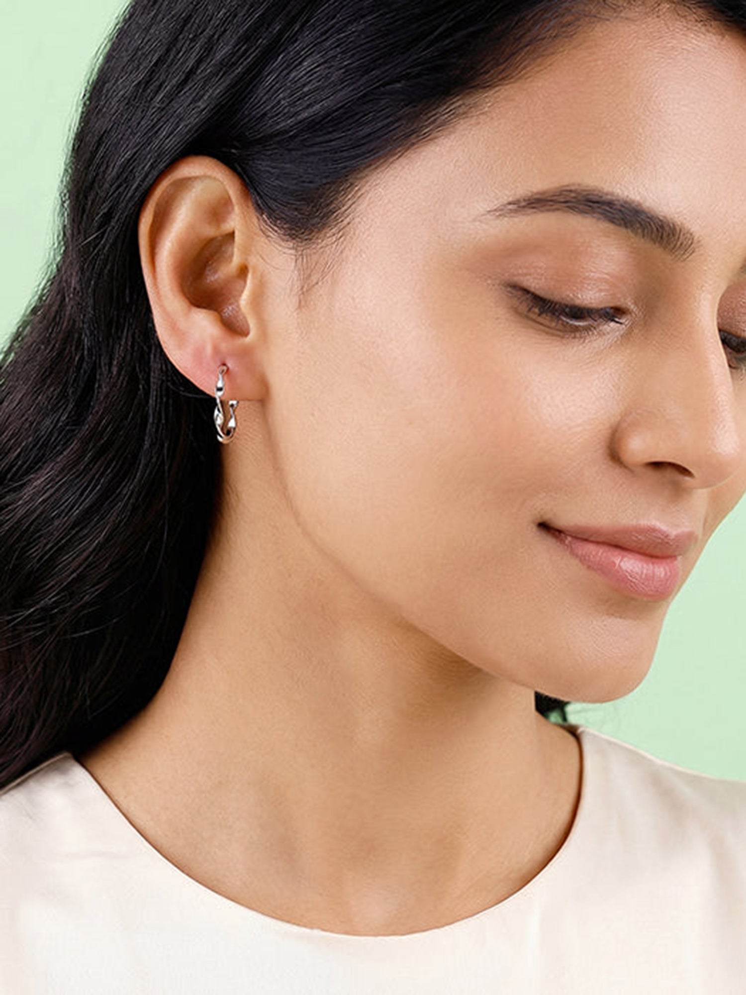 Silver Shine Twisted Hoop Earrings