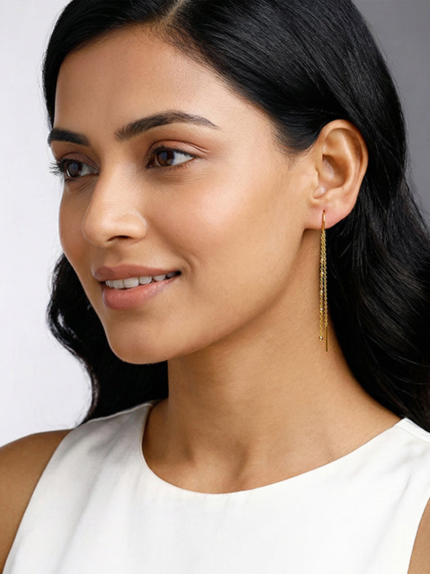 Golden Beadora Sui Dhaga Earrings