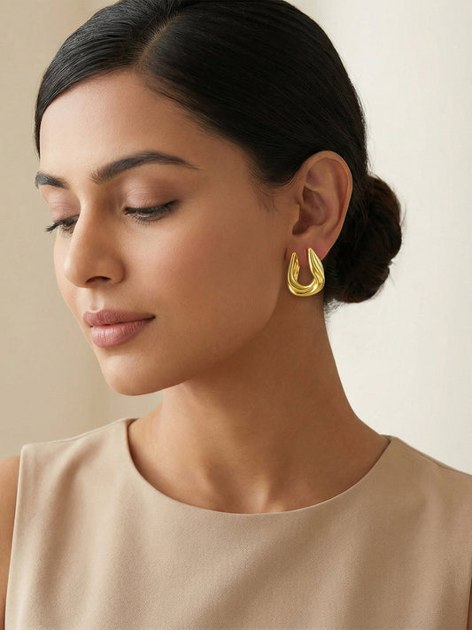 Golden Gleaming You Hoop Earrings