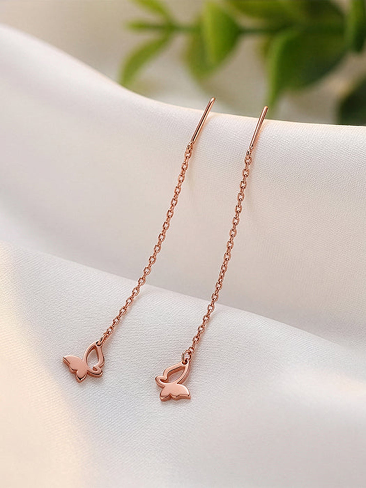 Rose Gold Fluttering Beauty Sui Dhaga Earrings