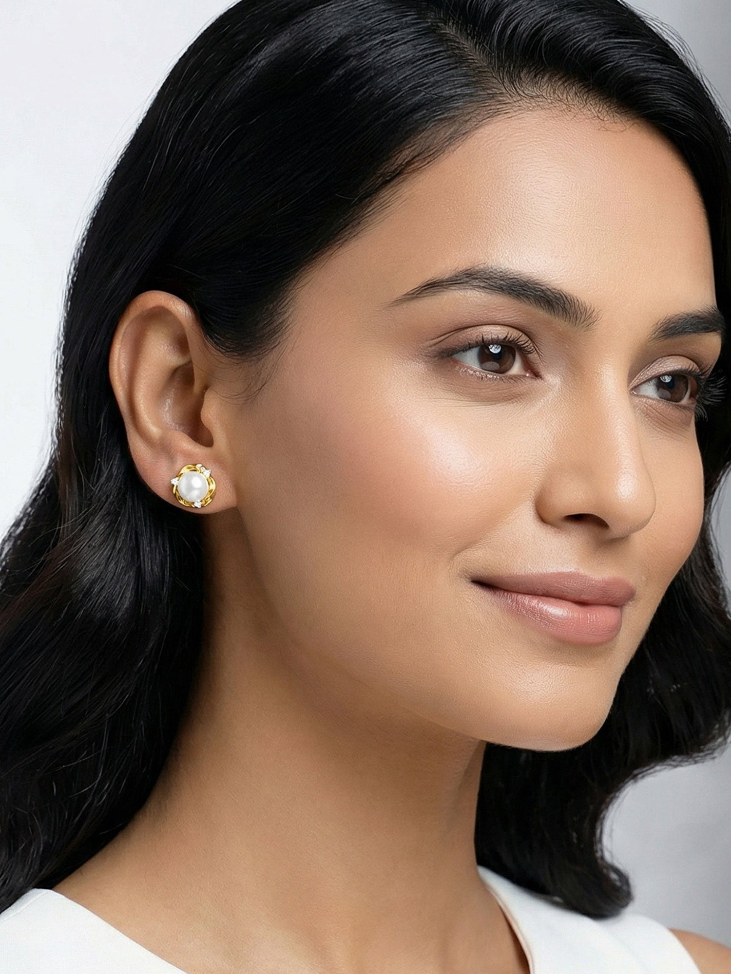 Golden Mae Pearl Stud Earrings
