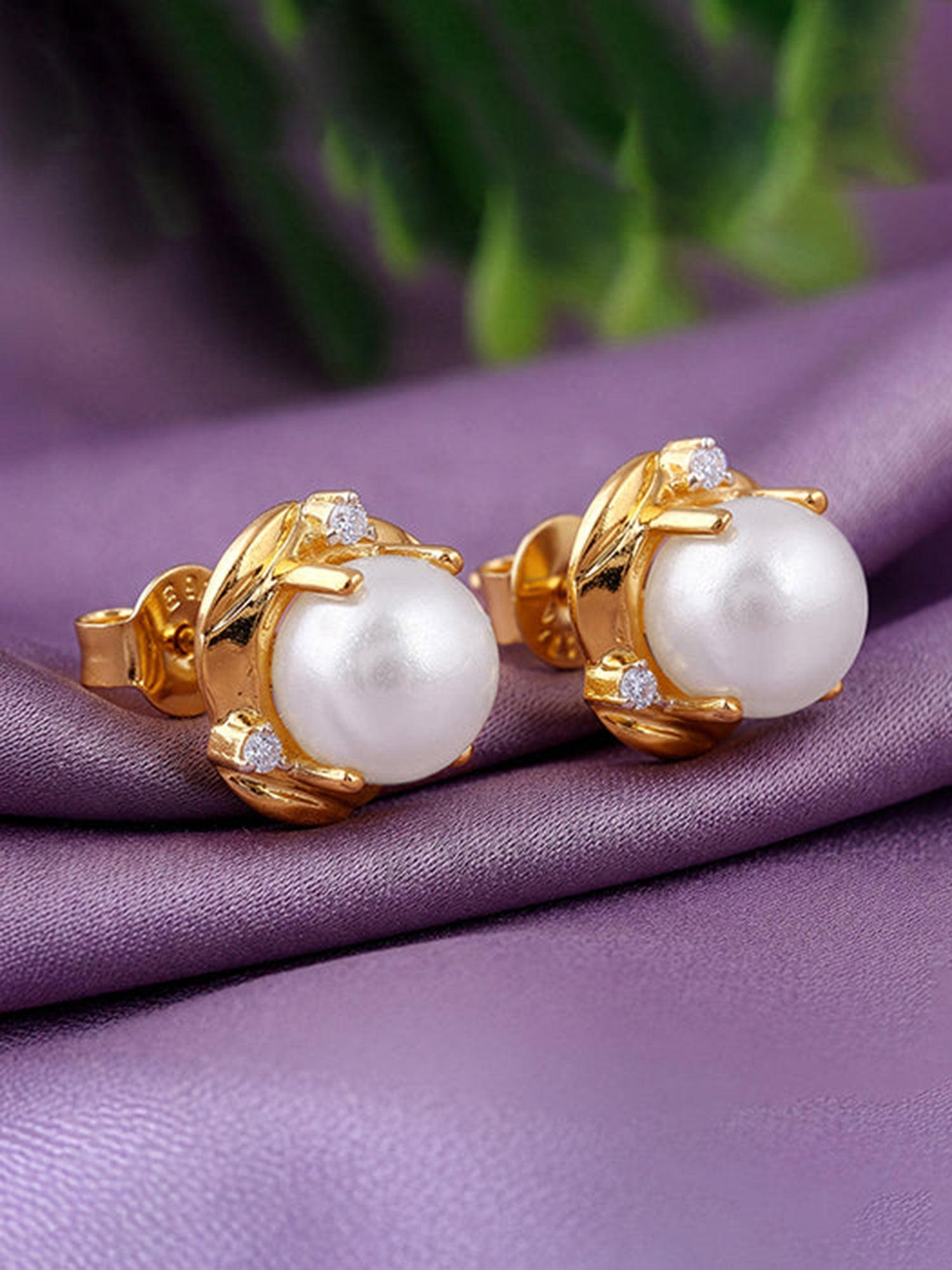 Golden Mae Pearl Stud Earrings