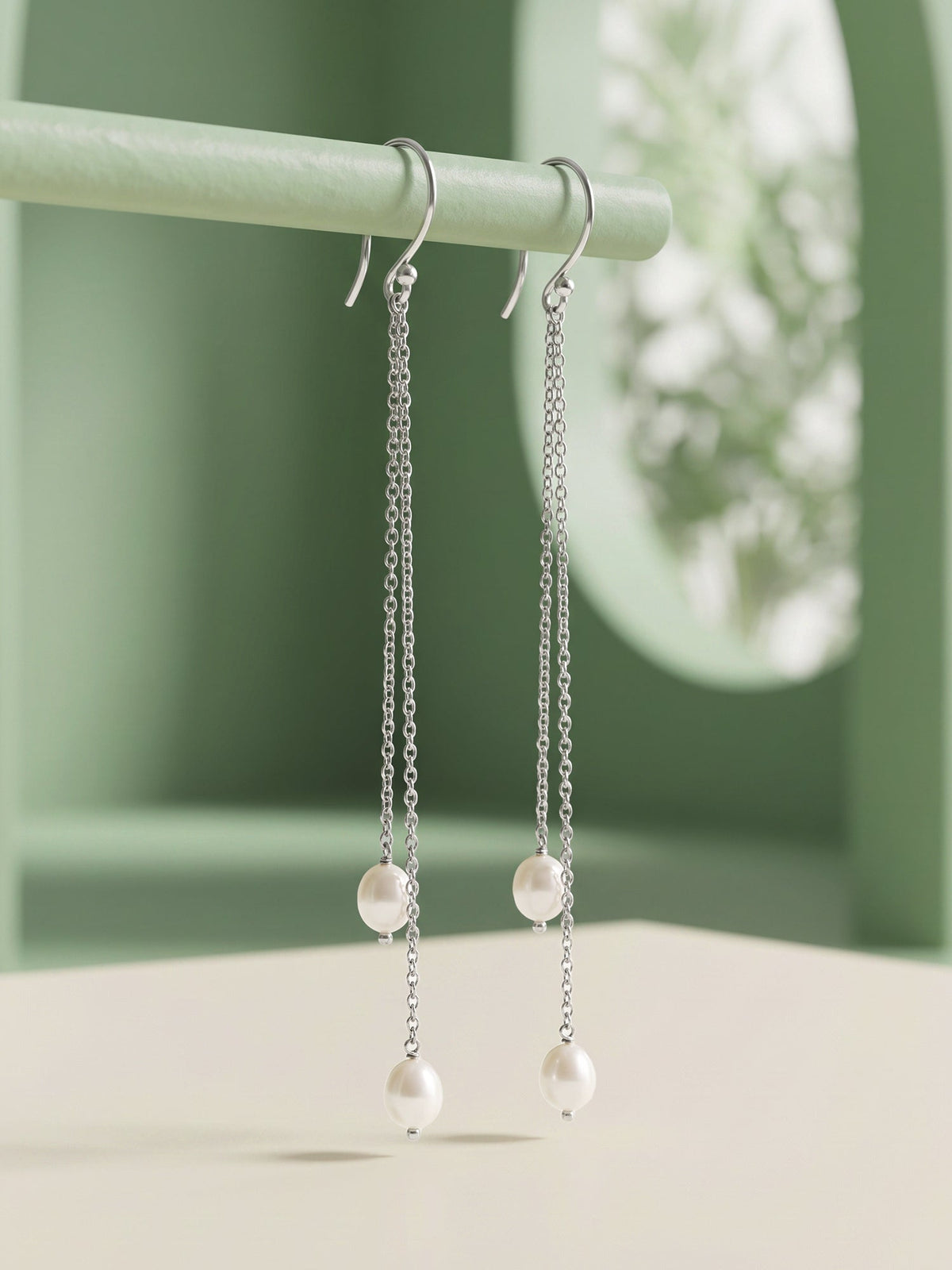 Silver Ava Gardner Pearl Dangler Earrings