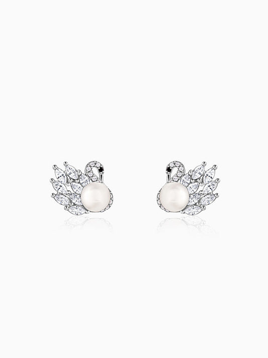 Silver Chloe Pearl Earrings