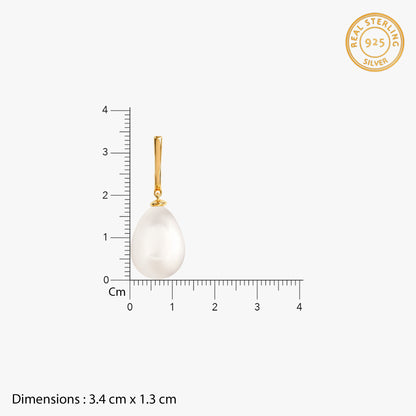 Golden Greta Pearldrop Earrings