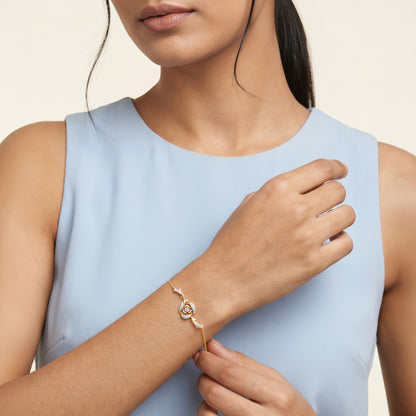 Gold Horizon Bloom Lab Grown Diamond Bracelet