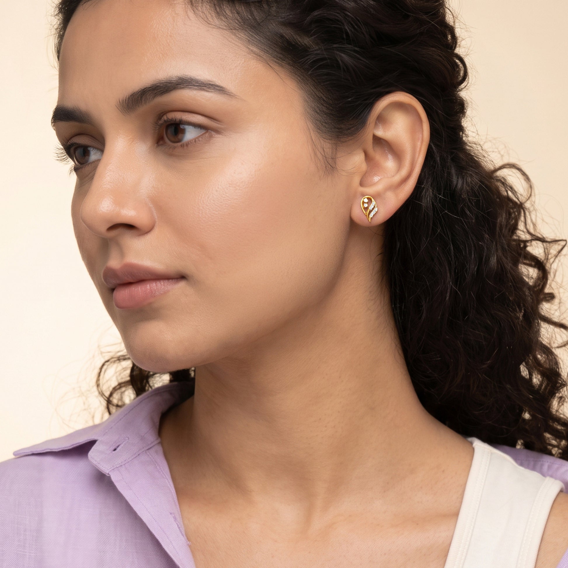 Gold Merlion Lab Grown Diamond Stud Earrings