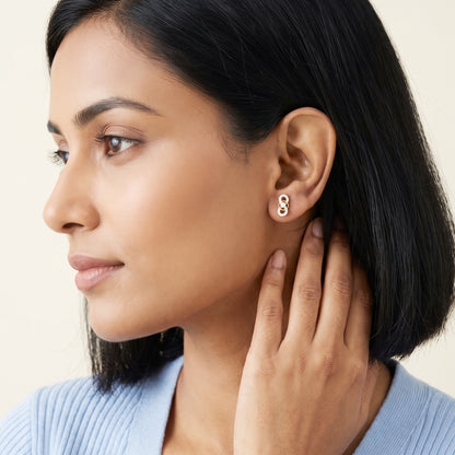 Gold Entwine Poise Lab Grown Diamond Earrings