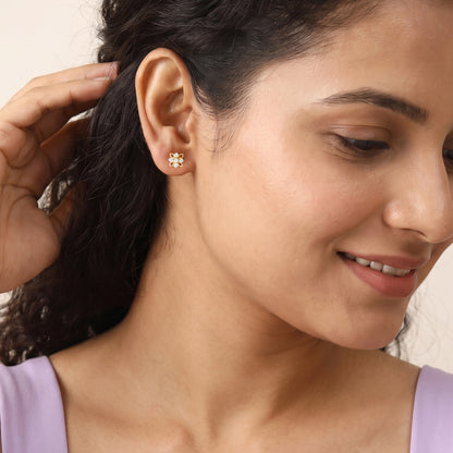 Gold Petalisse Glow Lab Grown Diamond Earrings