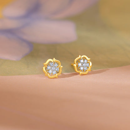 Gold Wavy Flower Diamond Earrings
