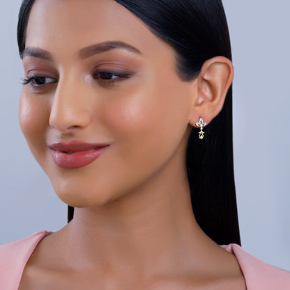 Gold Leaflight Lab Grown Diamond Earrings