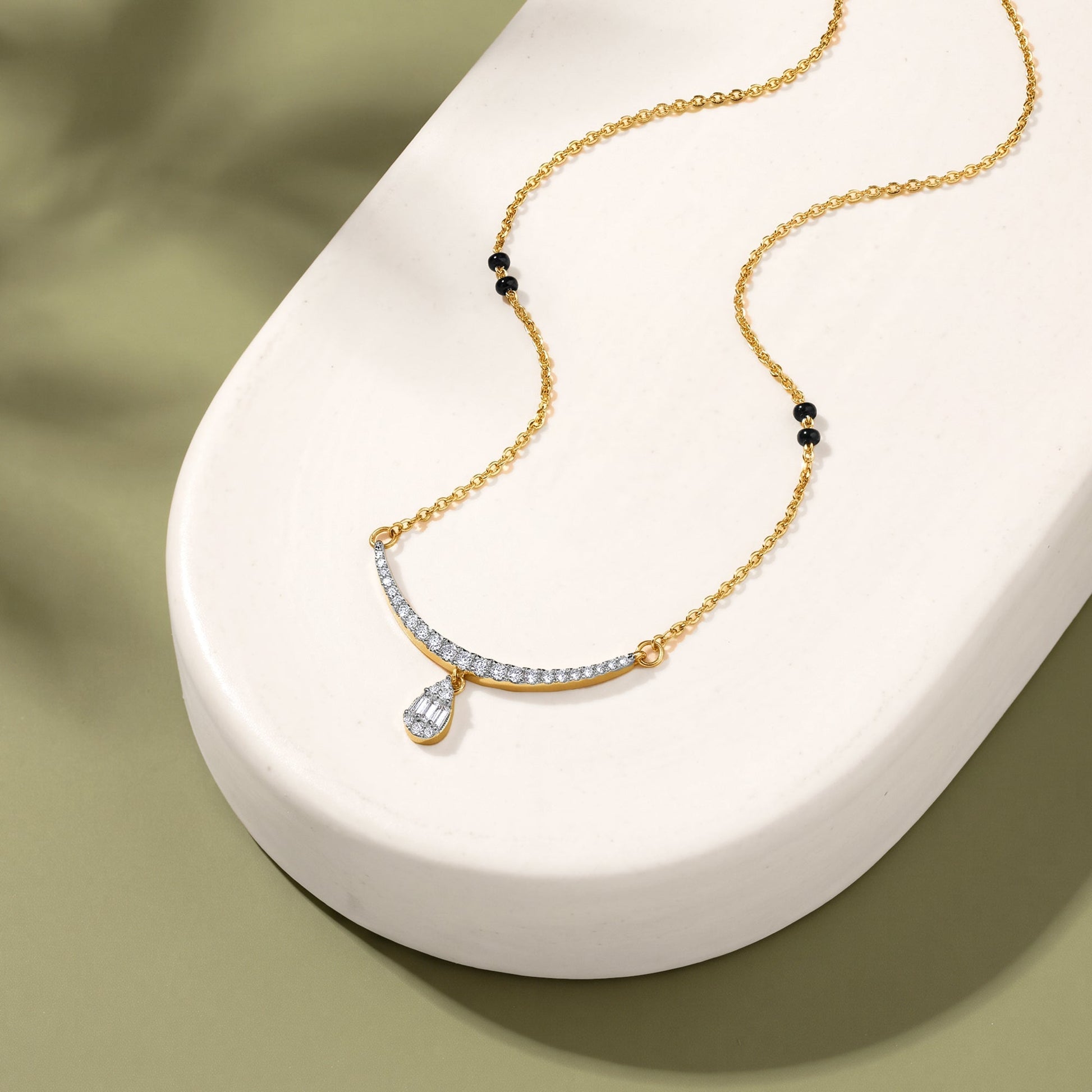 Gold Annapurna Lab Grown Diamond Mangalsutra