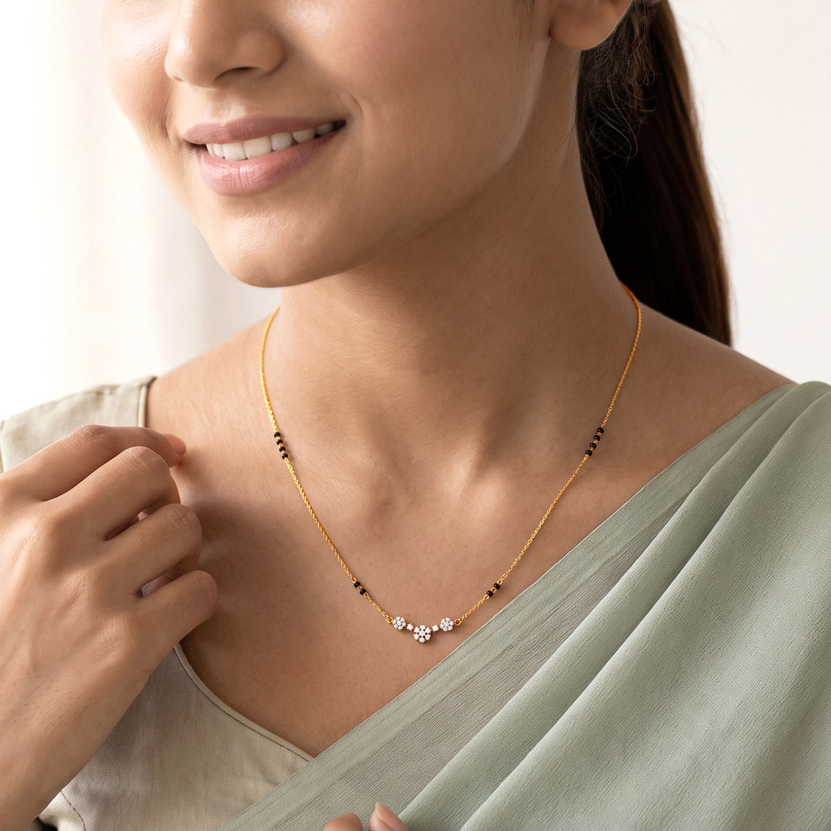 Gold Suchitra Lab Grown Diamond Mangalsutra