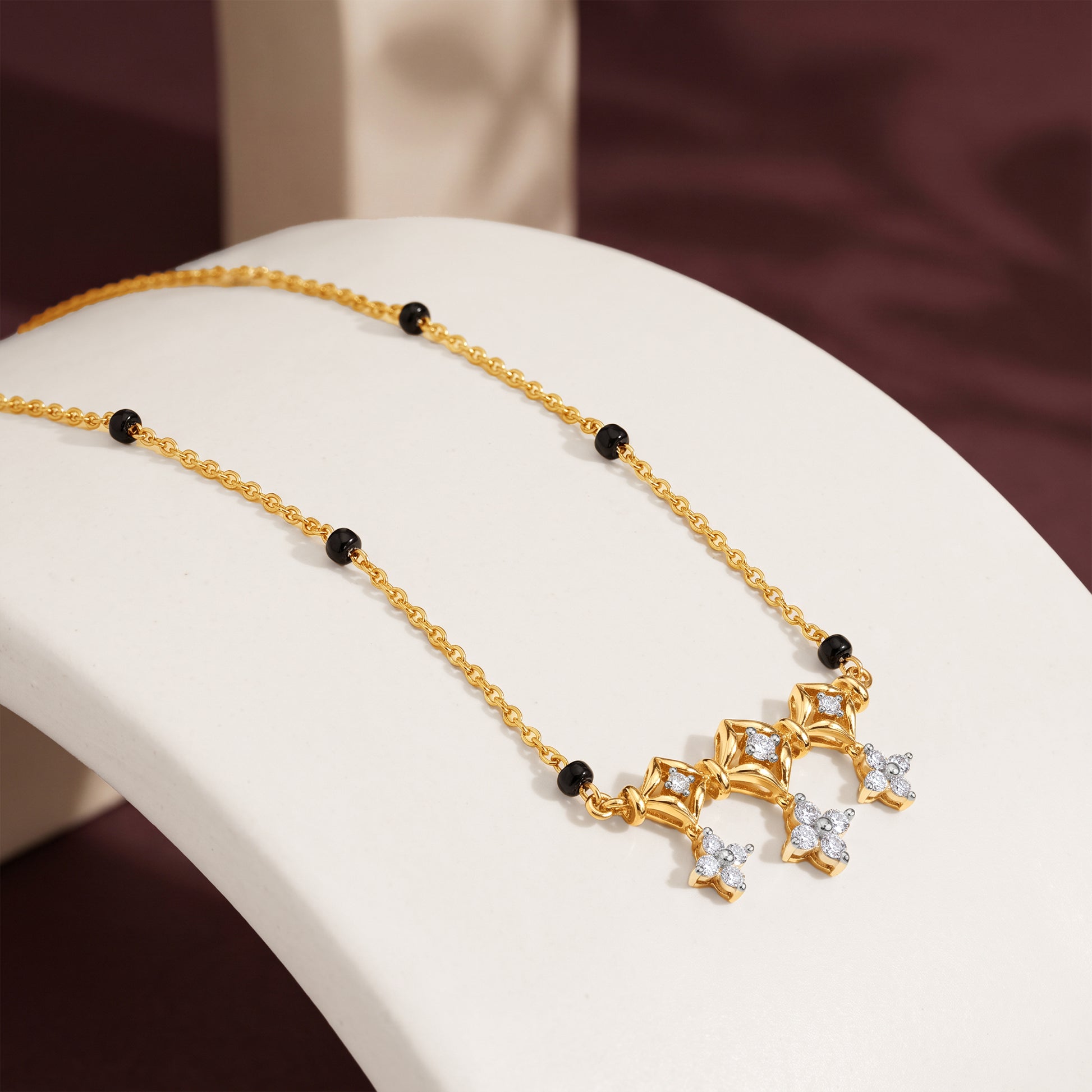 Gold Aarushi Lab Grown Diamond Mangalsutra