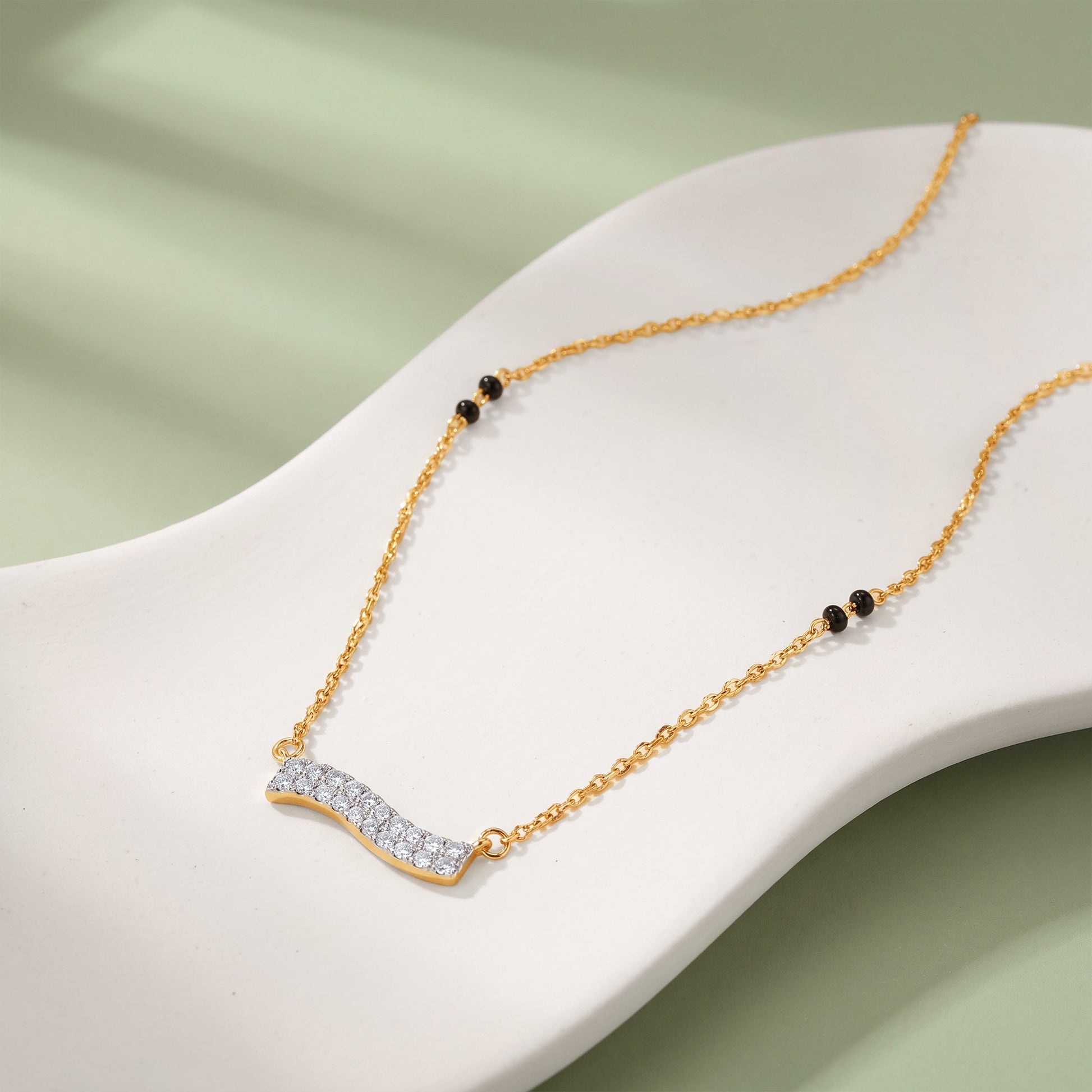 Gold Anvikansha Lab Grown Diamond Mangalsutra