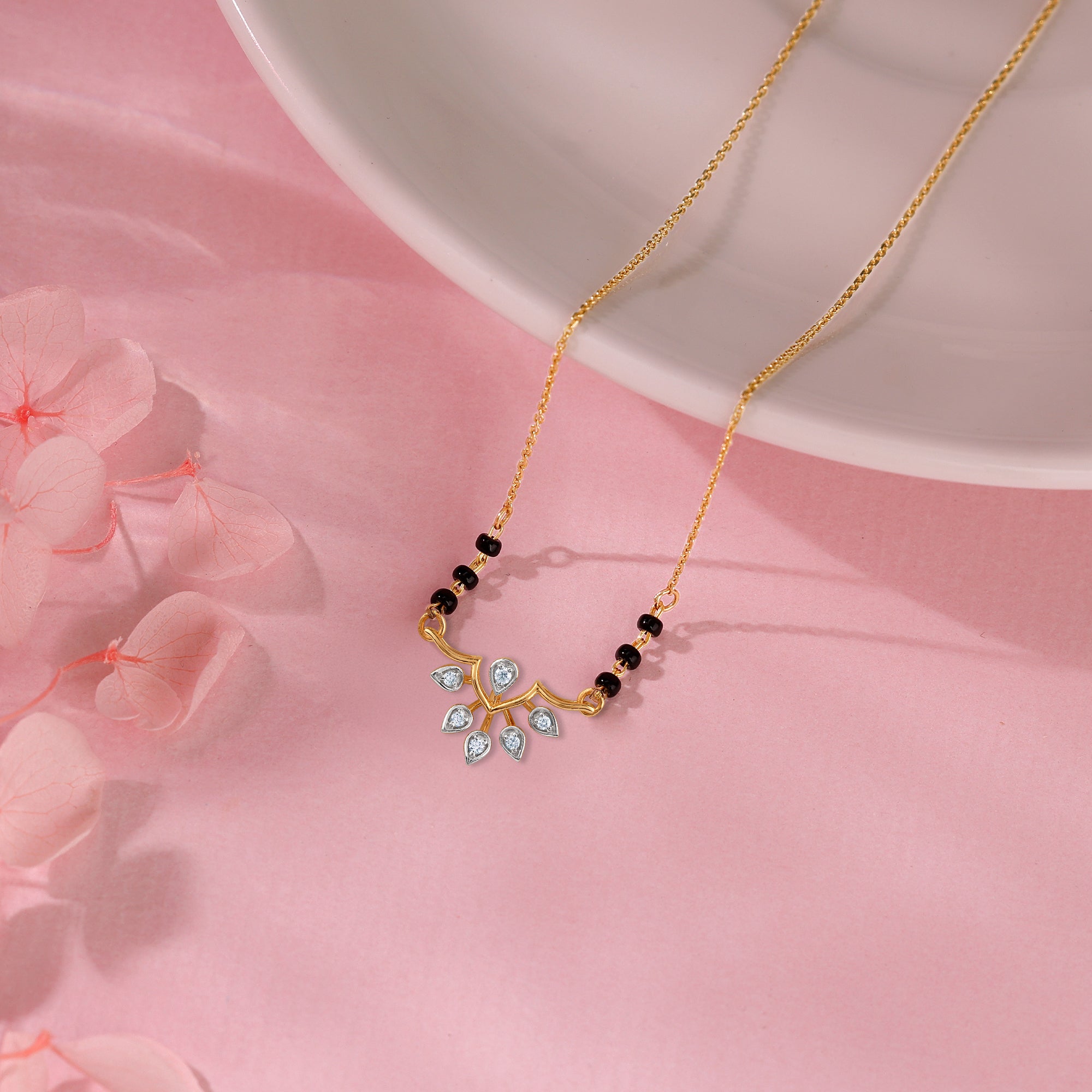 Collier Mangalsutra En Or 14K Avec Diamants Pavé 1,02 Carats – Rond Brillant