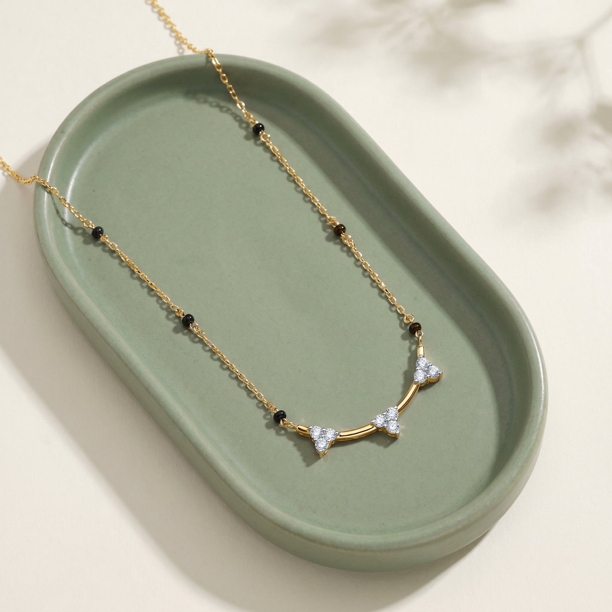 Gold Anant Leher Lab Grown Diamond Mangalsutra