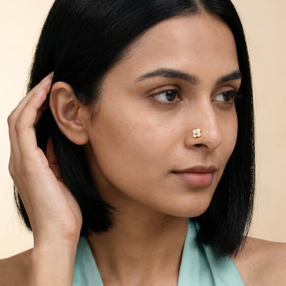 Gold Fleur Glow Lab Grown Diamond Nose Pin