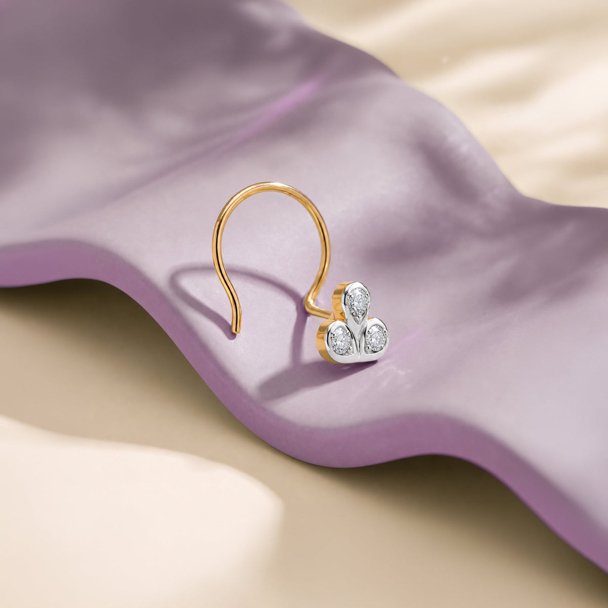 Gold Linnea Bloom Lab Grown Diamond Nose Pin