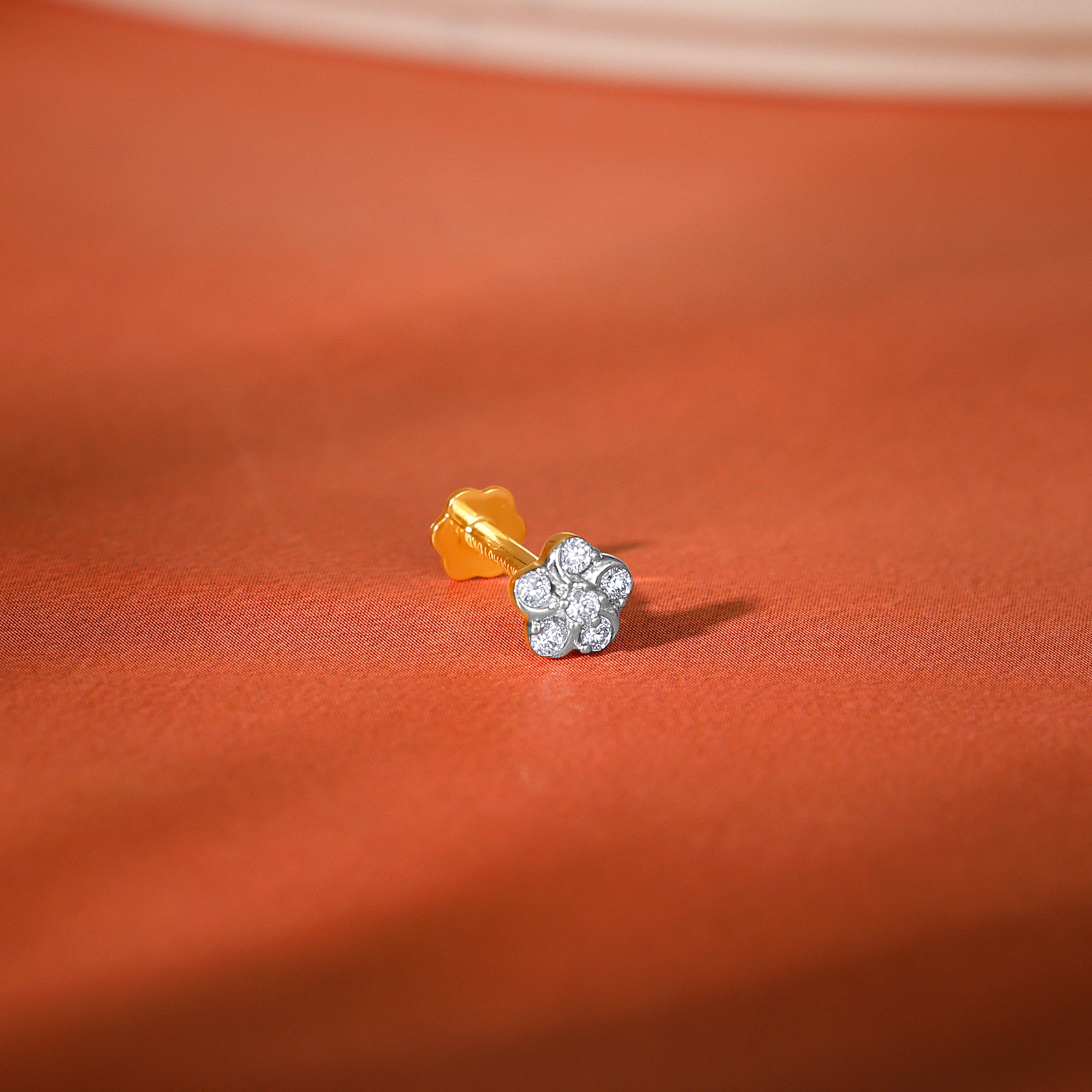 Gold Burst of Flower Diamond Nose Pin - view 2