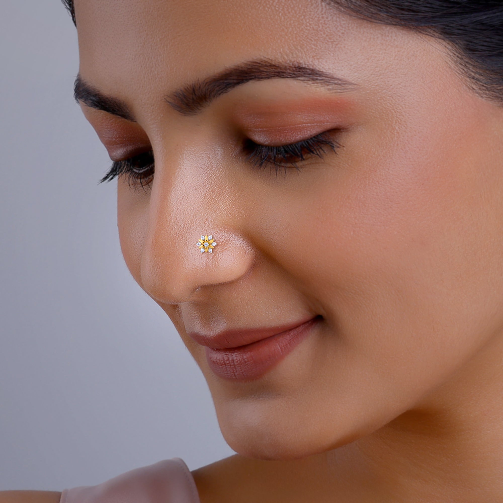 Gold Shinny Floret Diamond Nose Pin - view 3