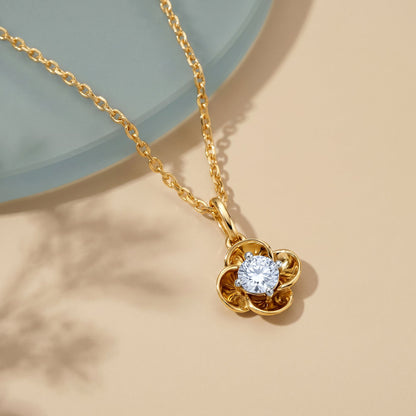 Gold Floret Perfect Lab Grown Diamond Pendant