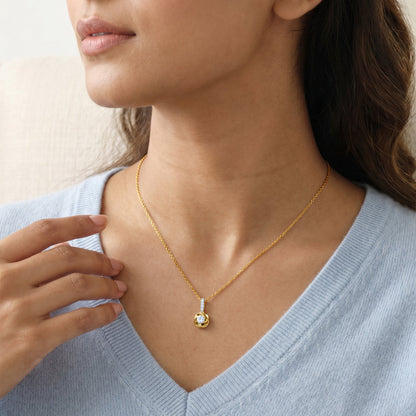 Gold Pretty Rose Lab Grown Diamond Pendant